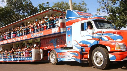 Carreta da Alegria do Arroz Vasconcelos fará passeios gratuitos no dia da  abertura da 85ª ExpoZebu, Notícias