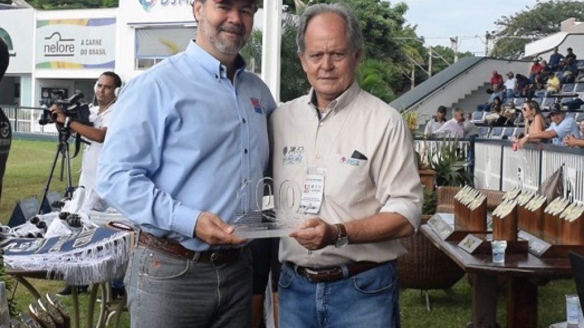 ABCZ recebe homenagem da ABS por primeiro centenário