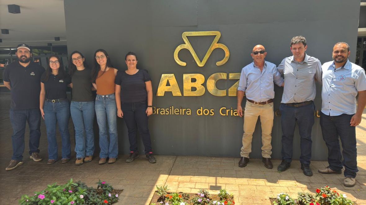 Apoiadora do ensino e da pesquisa científica, ABCZ recebe comitiva de professores e pós-graduandas da UFV