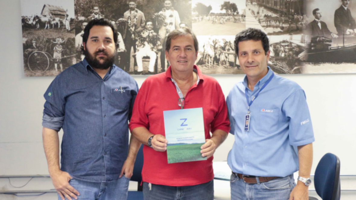 Primeiros animais Tabapuã e segundo grupo Nelore são inscritos no ?Carne de Zebu?