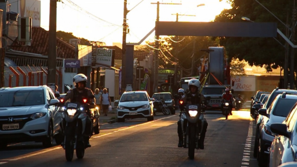 ABCZ promove carreata com panela gigante que será usada em quebra de recorde na ExpoZebu