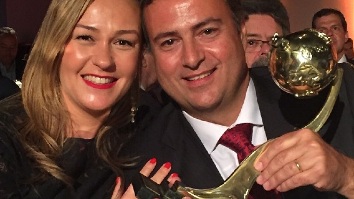 Presidente da ABCZ recebe Oscar da Pecuária durante Nelore Fest 2015 