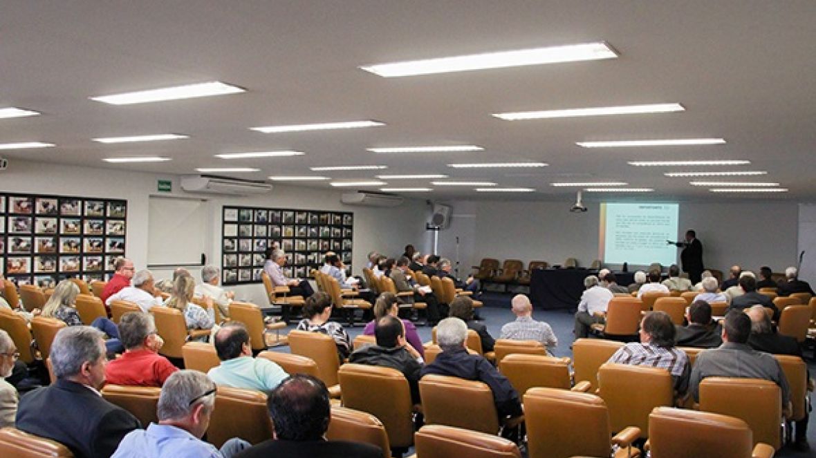 Encontro de prefeitos mineiros marca primeiro evento oficial da ExpoZebu 2016