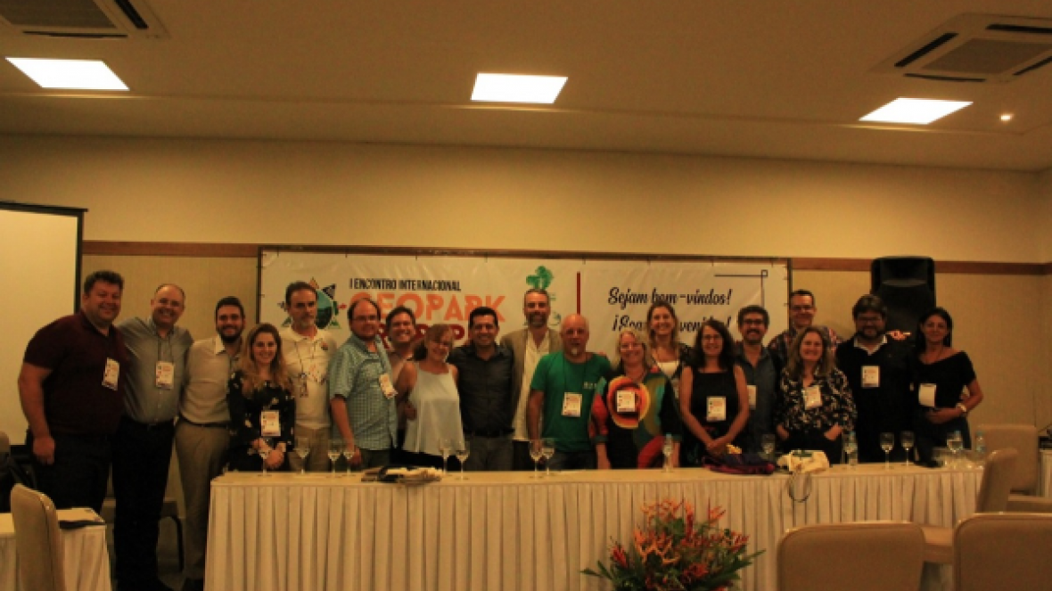 Conselheiro da ABCZ participa de reunião internacional para GeoParque Uberaba