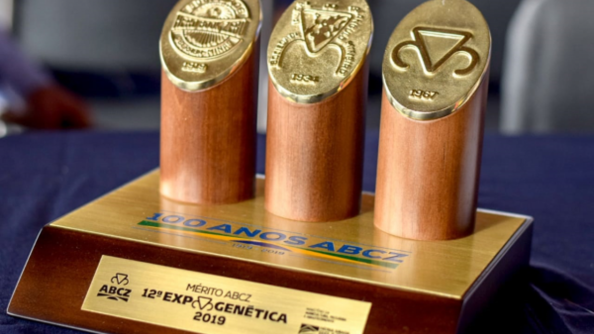  Mérito ABCZ ExpoGenética 2019 é entregue a 24 personalidades 