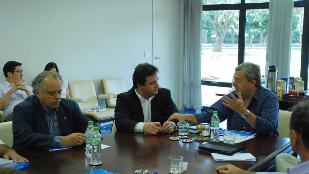 Presidente do JBS visita ABCZ e propõe agenda positiva para cadeia produtiva