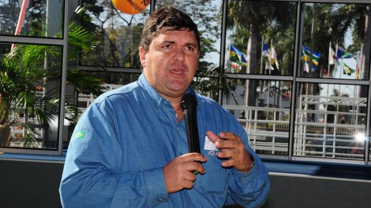 Superintendente da ABCZ ministra palestra em evento da SBZ