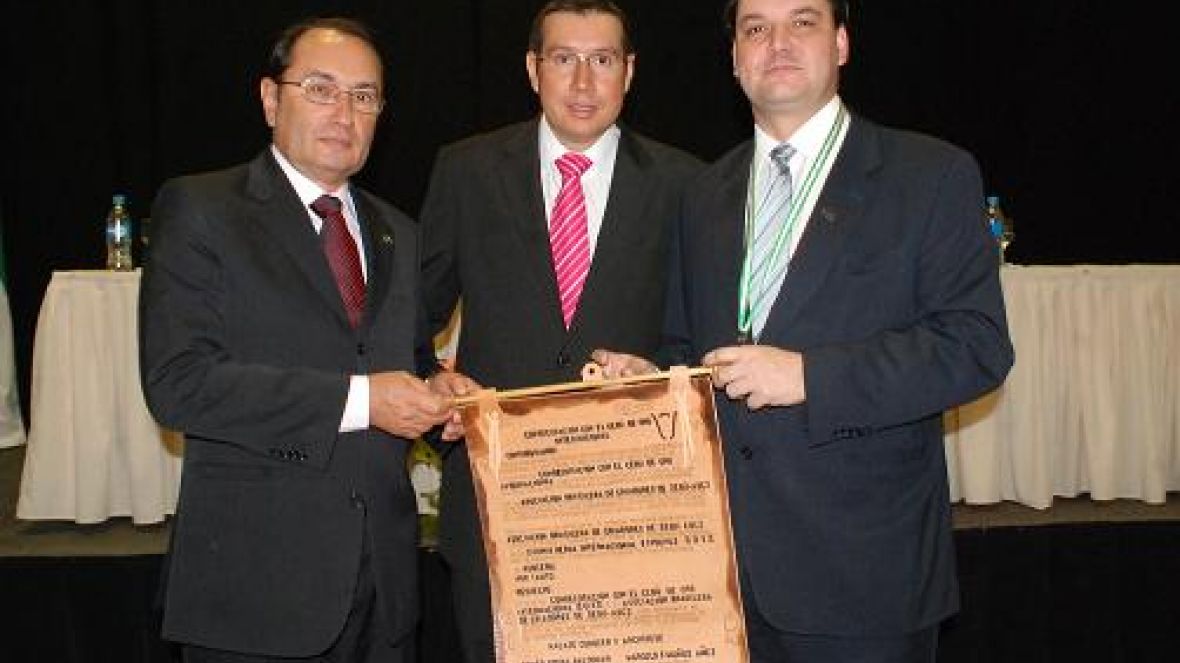 ABCZ recebe homenagem na Bolívia