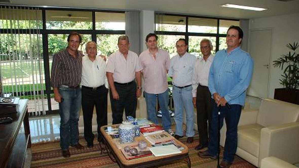 Interessados no zebu brasileiro, indianos visitam a ABCZ