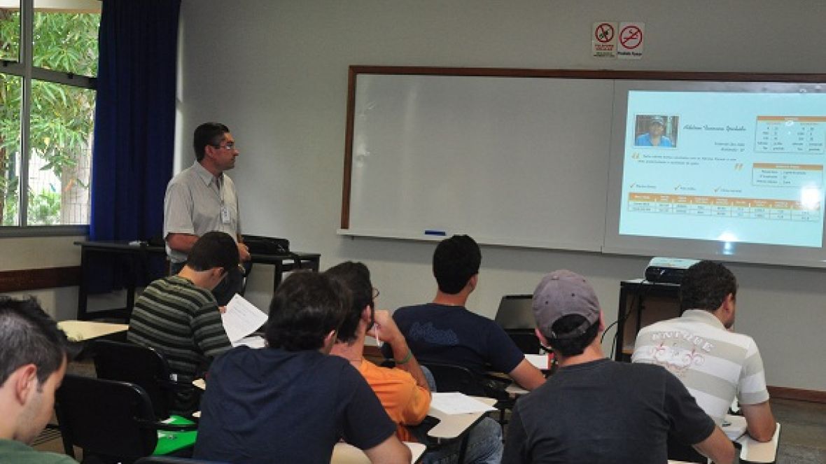 Curso da FAZU alcança nota máxima no ENADE 