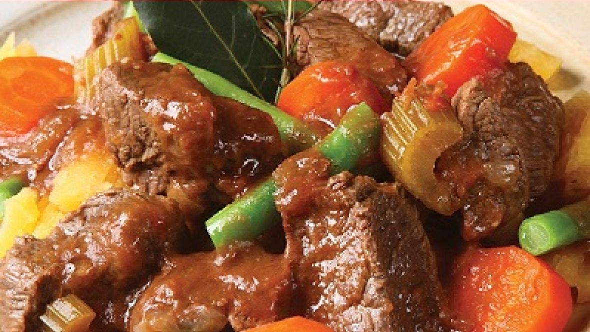 ABCZ lança livro de receitas exclusivas com carne de zebu