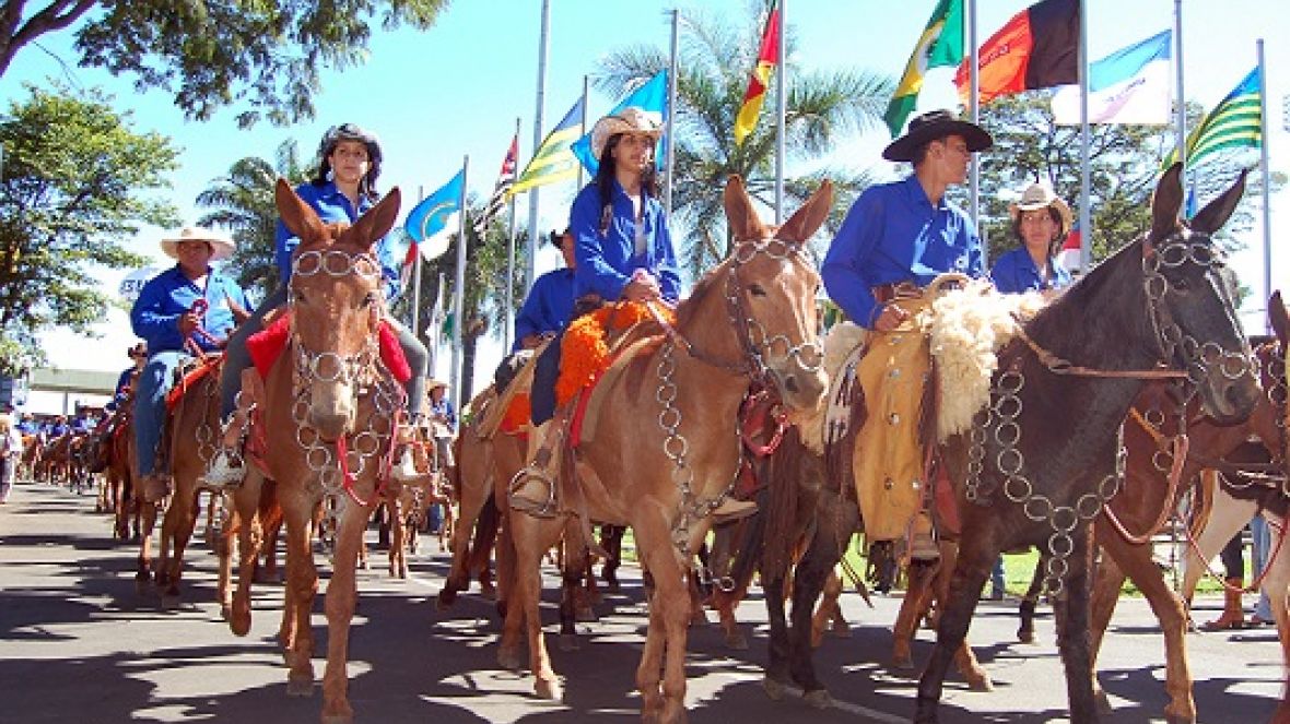ACUR fará desfile de cavaleiros nesta quarta