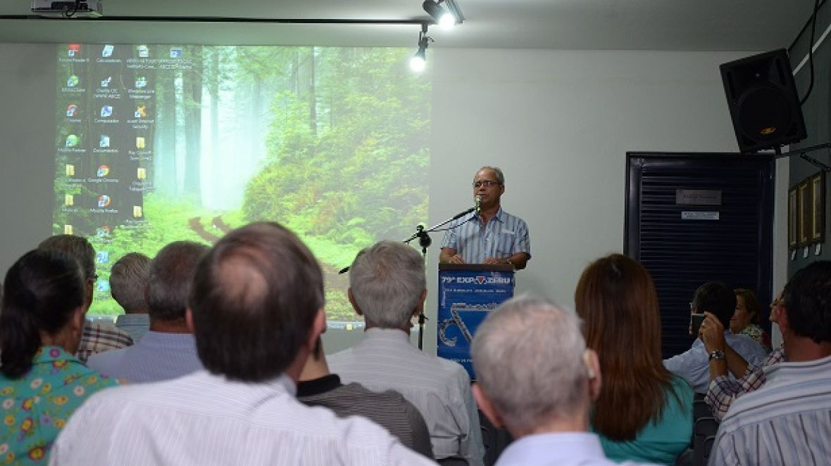 Velha Guarda do Zebu tem encontro na ExpoZebu 2013