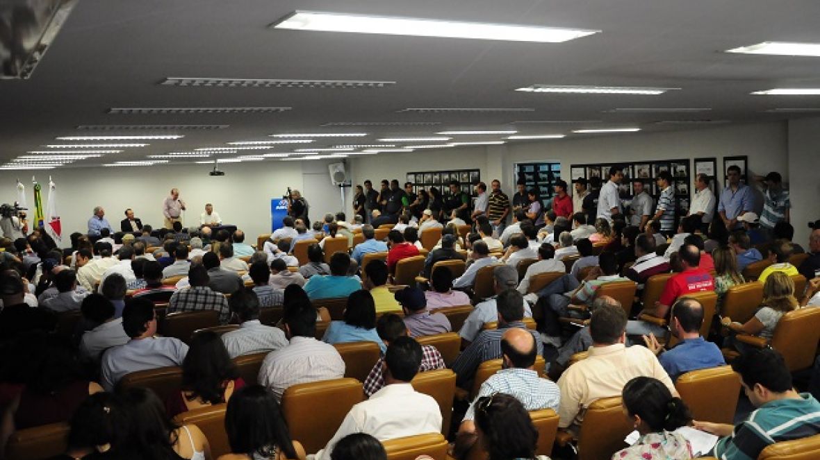 ABCGIL divulga sumário na ExpoZebu