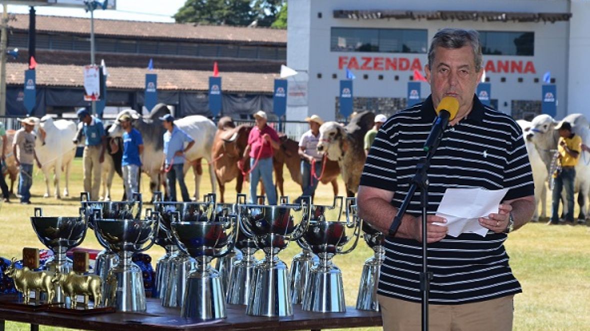 Confraternização encerra oficialmente ExpoZebu