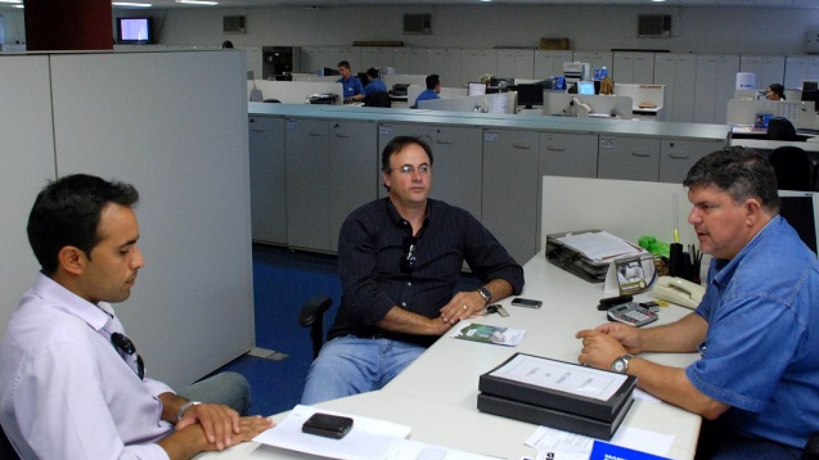 ABCZ recebe visita de pesquisadores do CTZL 