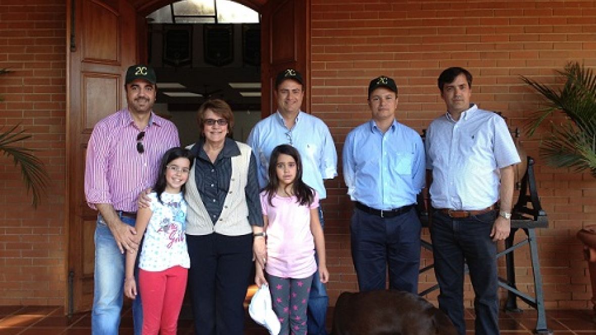Presidente da ABCZ visita Fazenda Cachoeira 2C