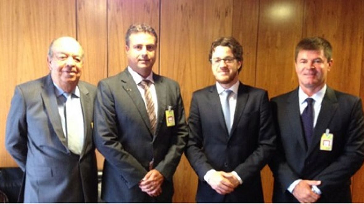 Dilma recebe convite para abertura oficial da ExpoZebu 80 Anos 