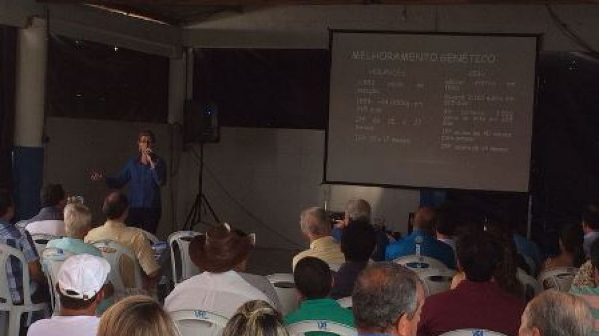 Leste baiano teve Dia de Campo do PMGZ Leite