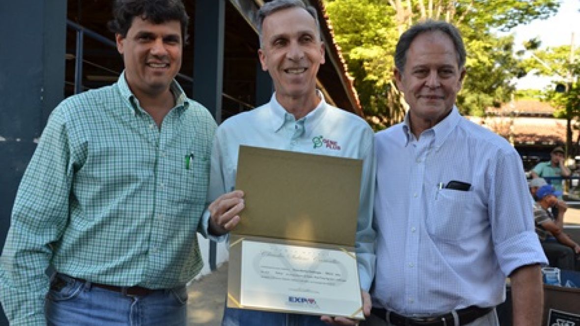 Dia de premiação de fêmeas do PMGZ