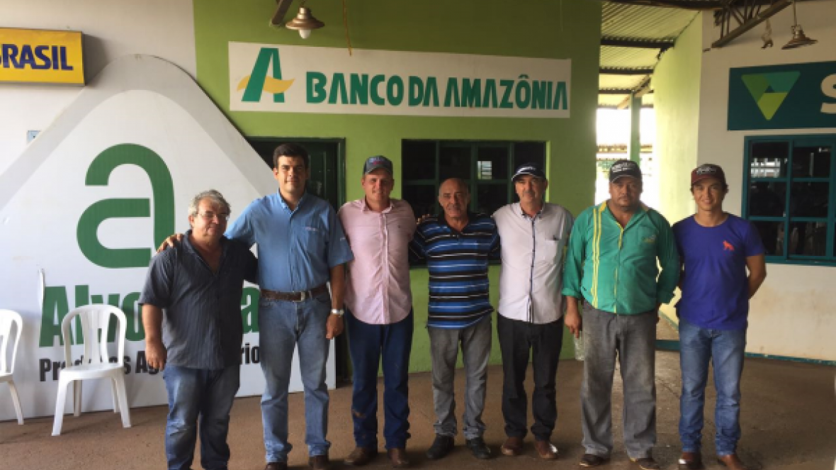 Feira do Pró-Genética reúne cerca de 200 produtores em Colorado do Oeste (RO)