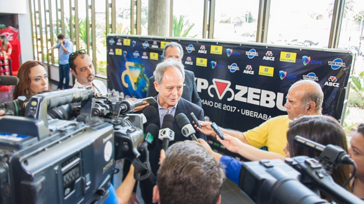 Sessão de cinema marca lançamento da ExpoZebu 2017