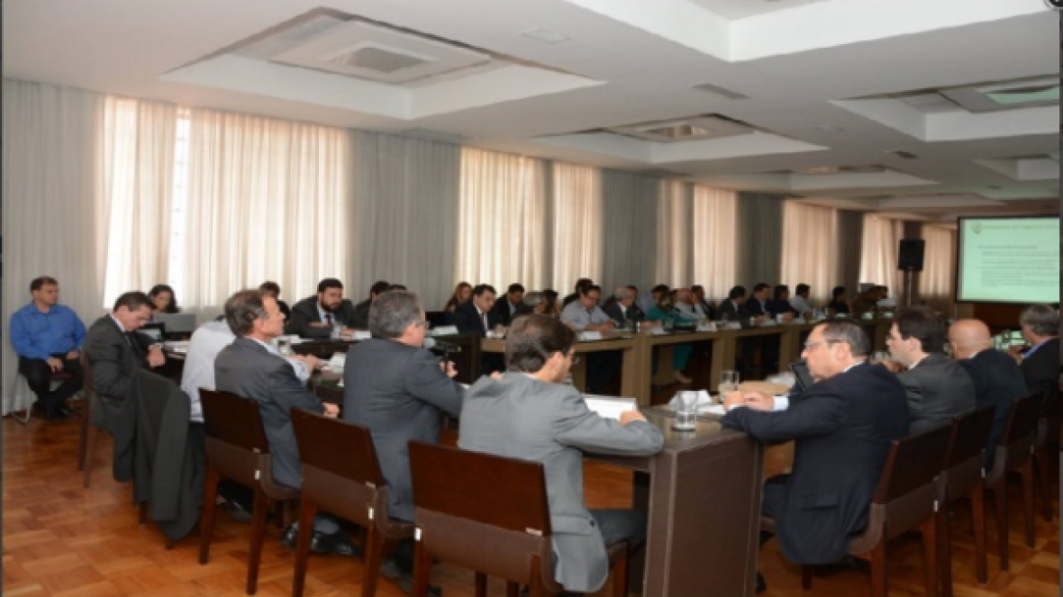 Prefeitos de Minas se reúnem nesta sexta-feira em Uberaba