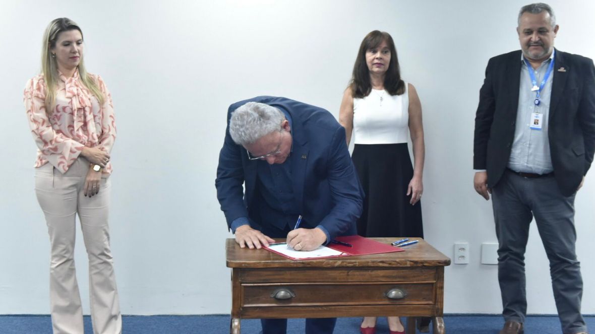 Projeto Geoparque Uberaba – Terra de Gigantes assina Carta de Intenções endereçada à UNESCO