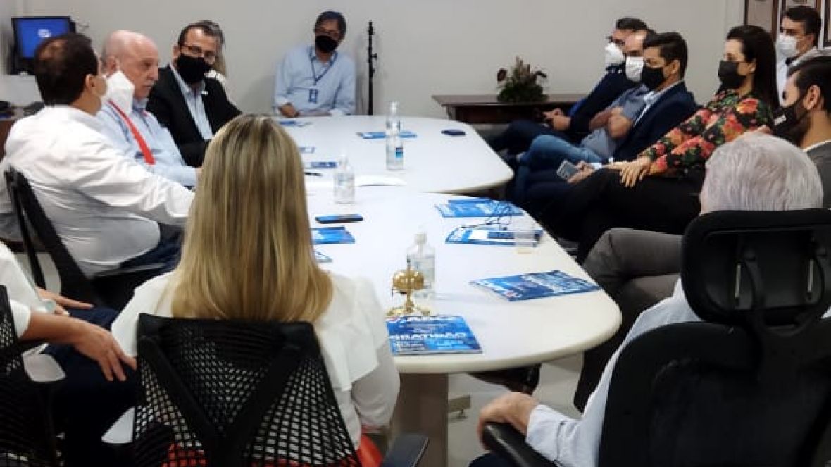 Secretário de Governo de Minas Gerais visita ABCZ 