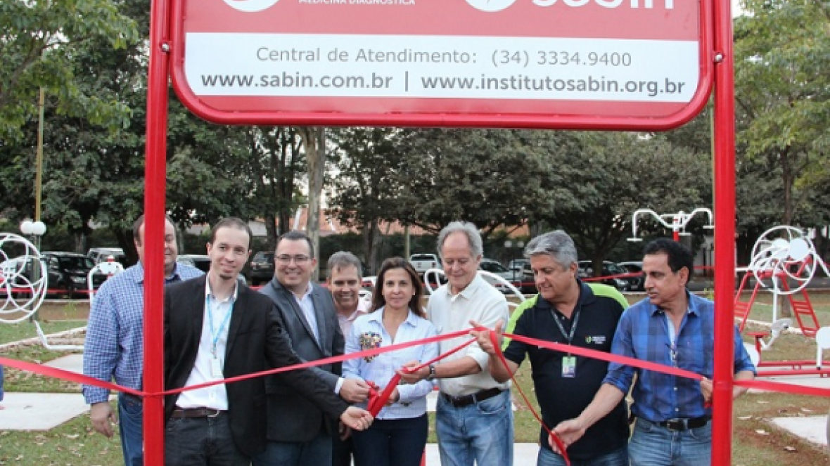 Academia ao ar livre é inaugurada no Parque Fernando Costa