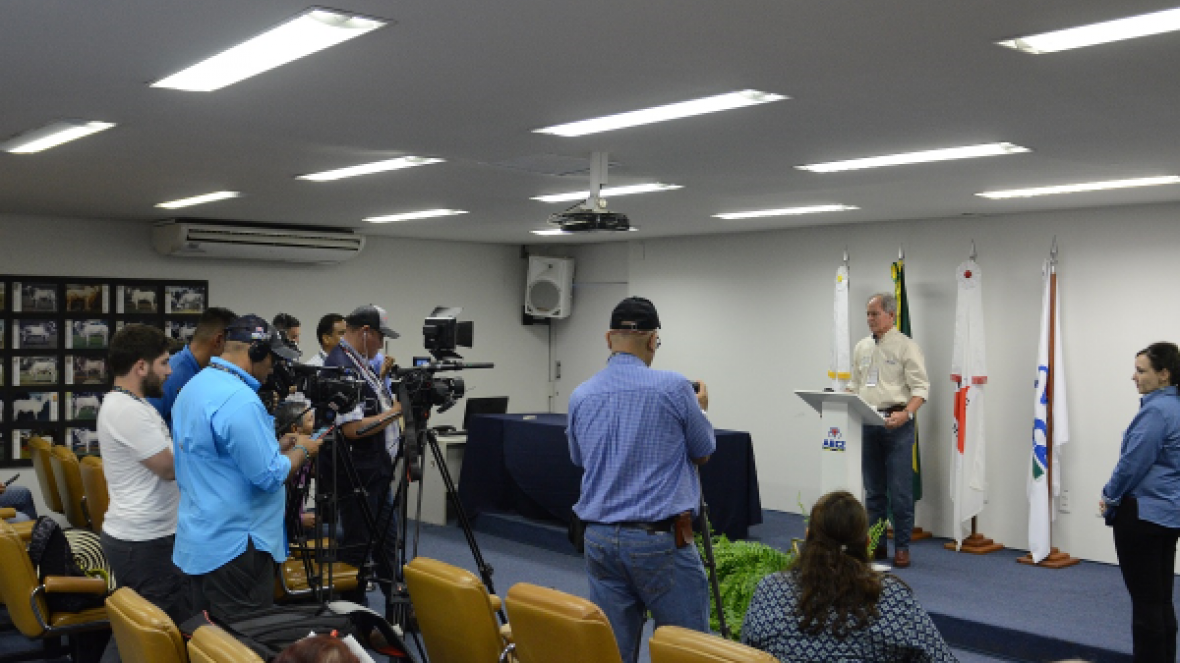 ABCZ recebe comitiva de jornalistas estrangeiros