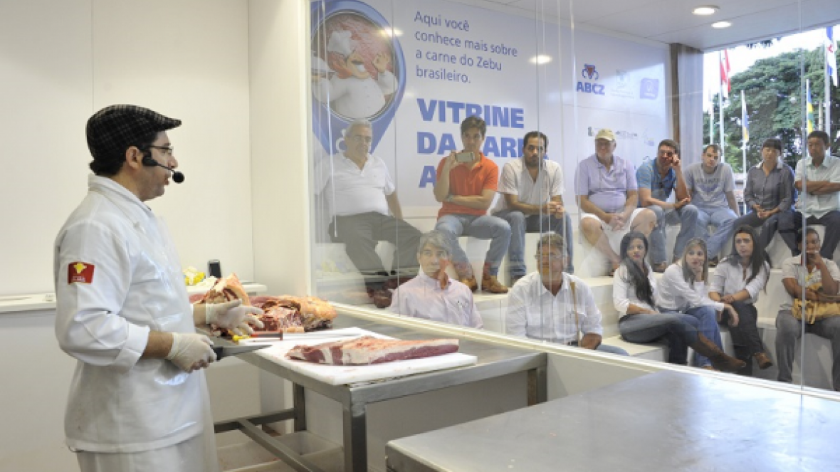 Vitrine do Leite será uma das atrações da 82ª ExpoZebu