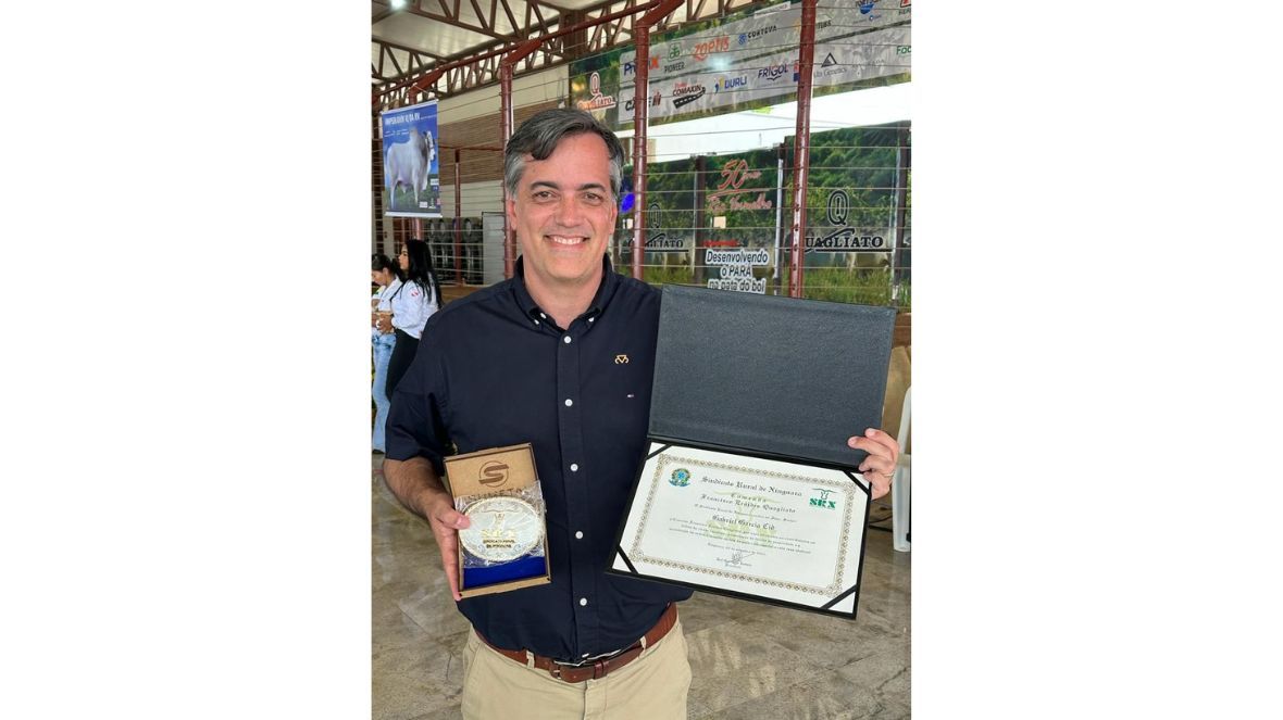 Presidente da ABCZ recebe homenagem no Pará