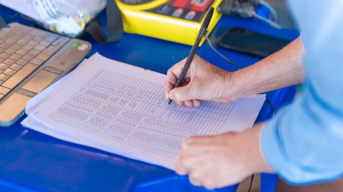 Animais que participarão dos julgamentos da 89ª ExpoZebu passam por pesagem