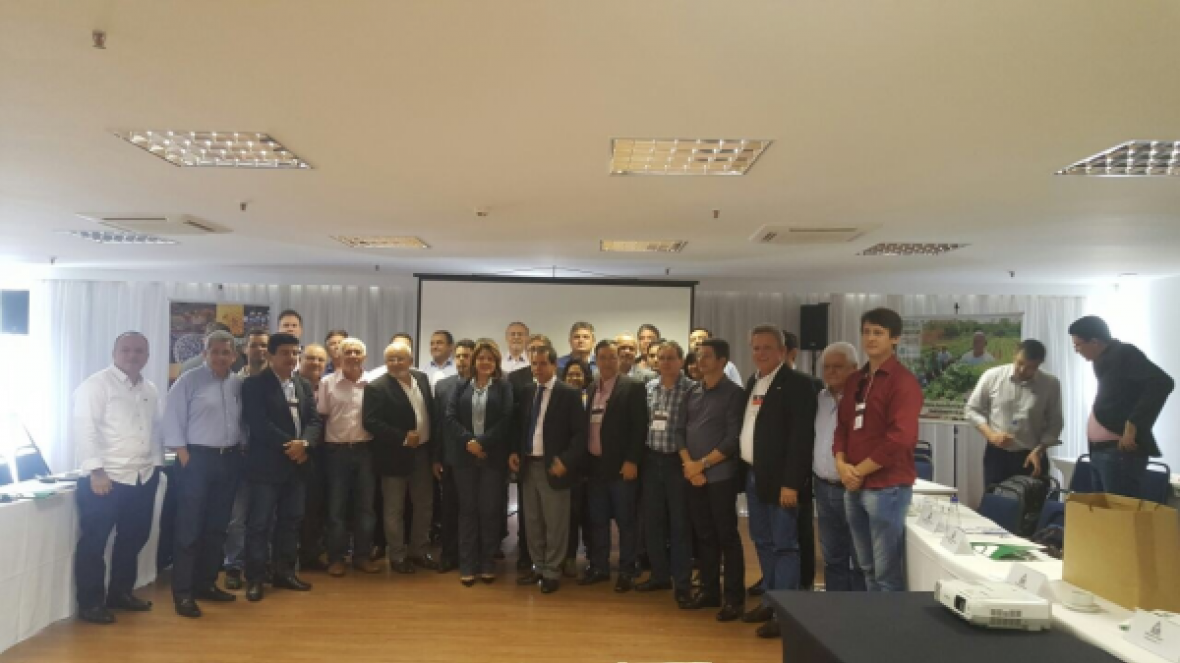 Convênio para ampliação do Pró-Genética é discutido em Brasília