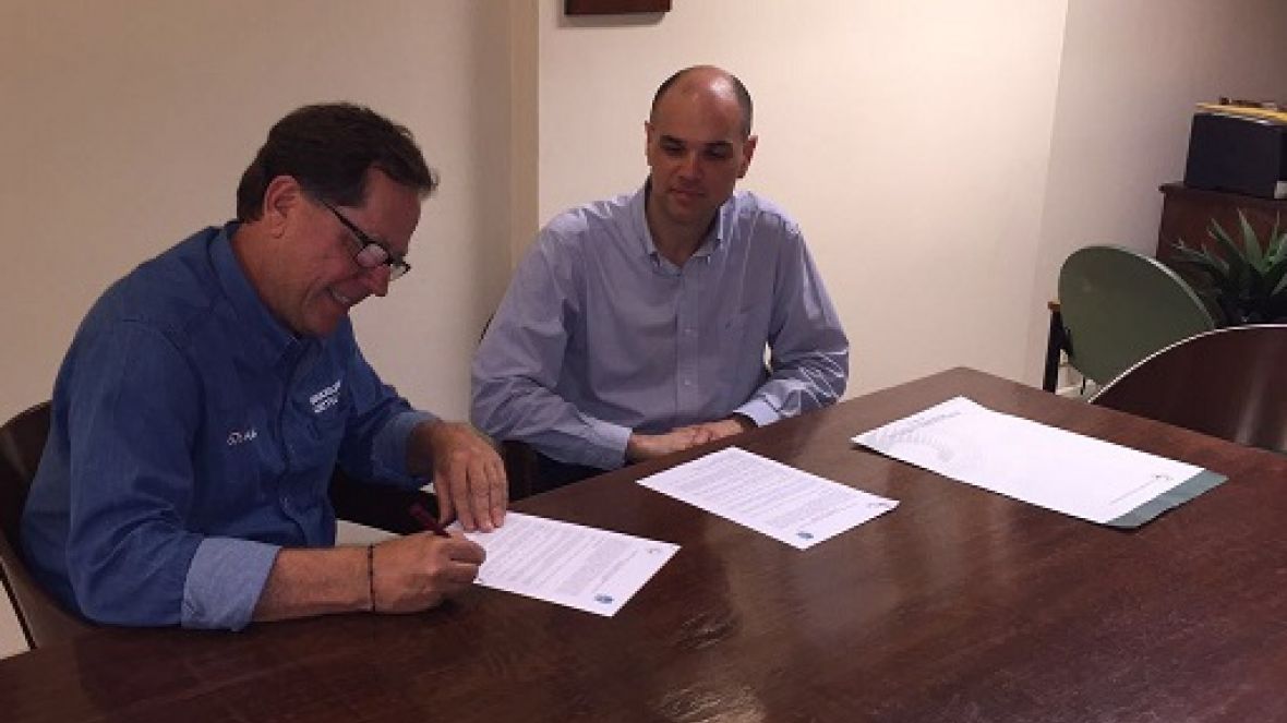 FAZU e Universidad Columbia del Paraguay firmam parceria educacional e técnica