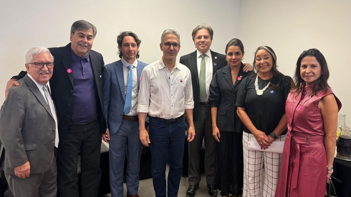 ABCZ marca presença na assinatura do decreto que cria a Medalha Alysson Paolinelli