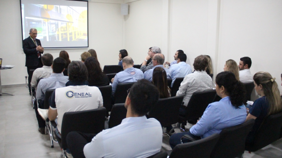 ABCZ e Apex-Brasil promovem reunião sobre priorização de mercados internacionais para próximos anos