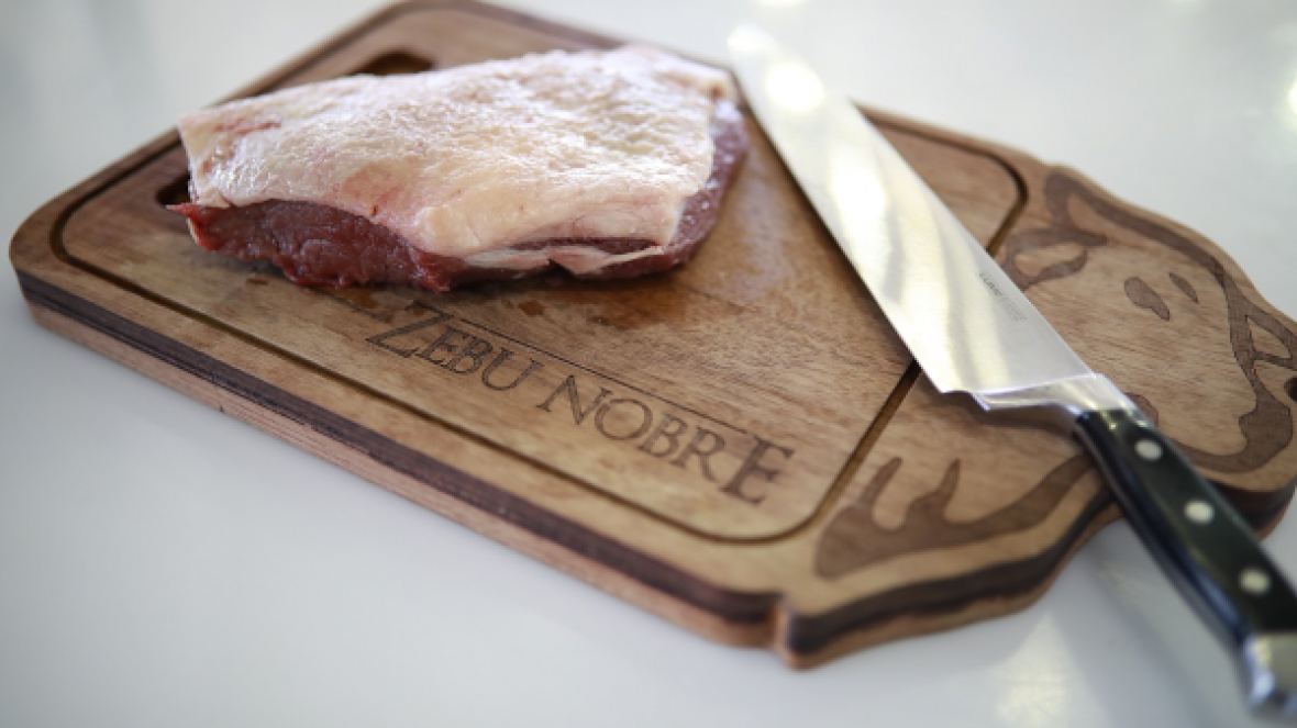 Vitrine da Carne e do Leite é destaque na ExpoZebu nesta terça-feira (1º) 
