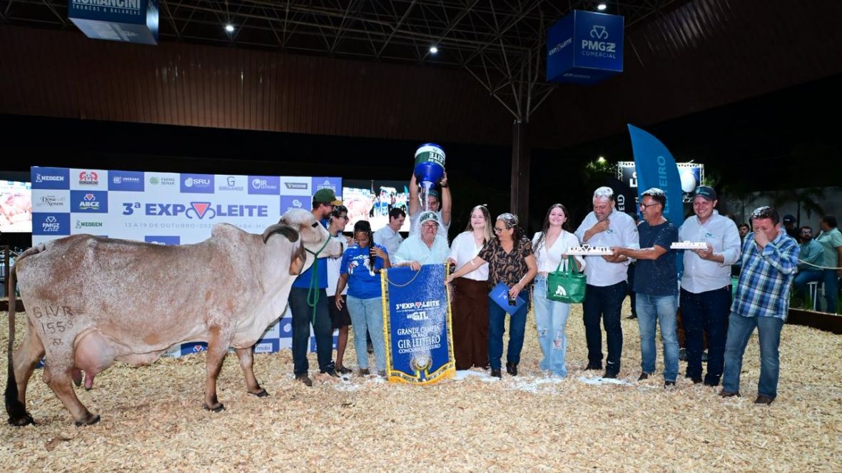 3ª ExpoLeite tem recorde mundial e define Grandes Campeãs do Concurso Leiteiro