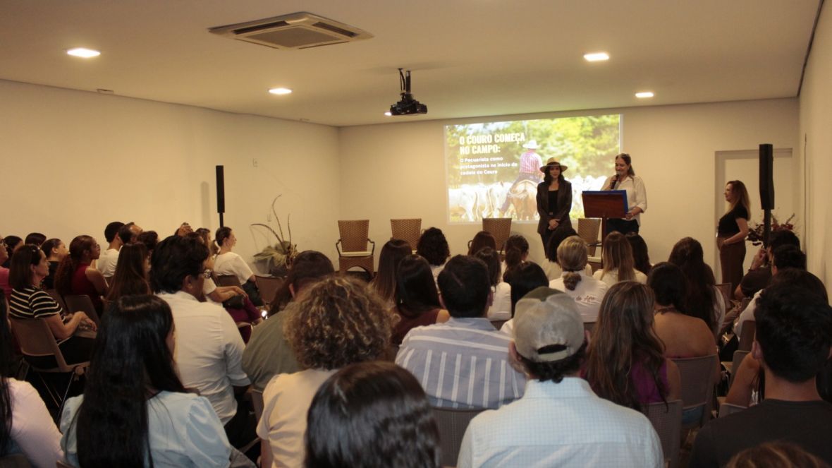 Do campo à moda: evento no Museu do Zebu debate cadeia do couro