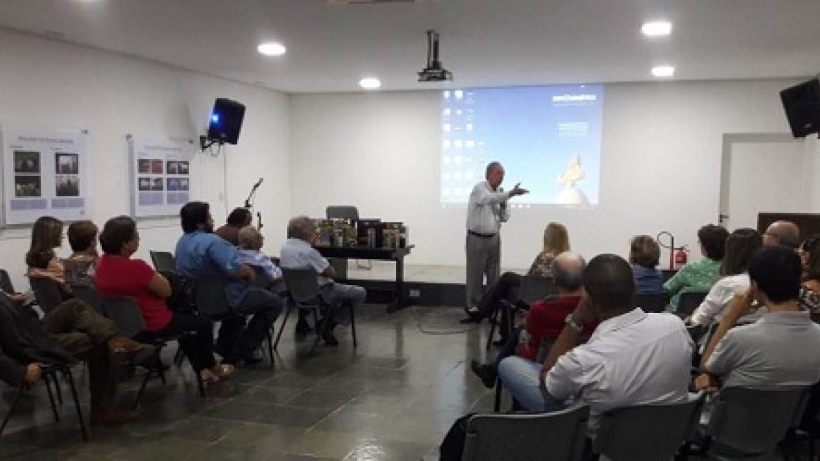 Reunião define diretrizes para a confecção do livro sobre os 200 anos de Uberaba