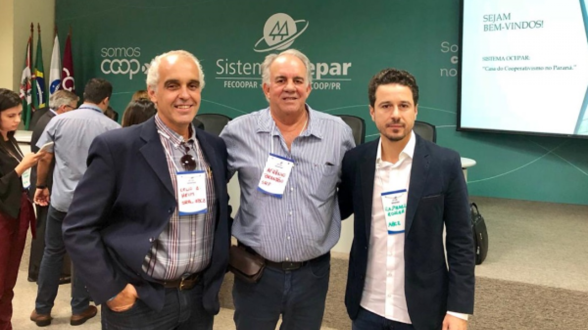 Reunião para antecipar suspensão de vacina contra Aftosa no Paraná conta com participação da ABCZ