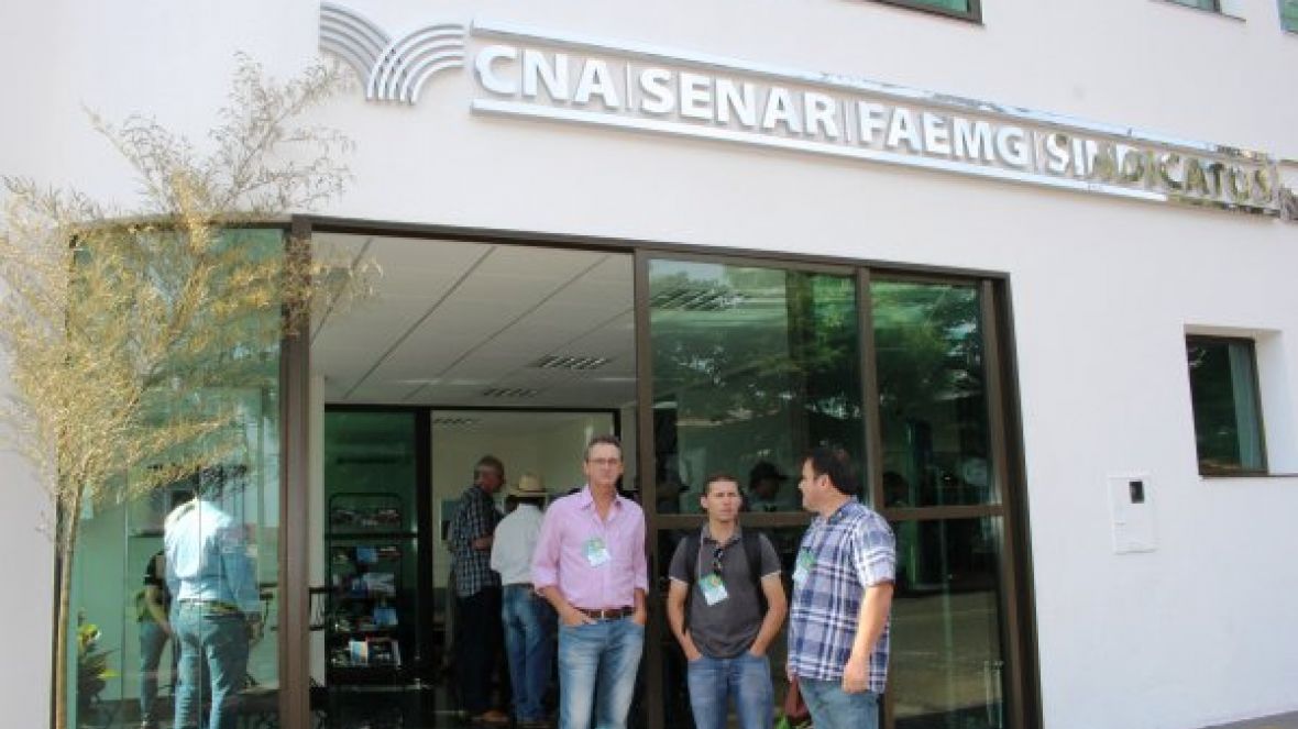 Mato-grossenses conhecem SENAR-MG e Pró-Genética