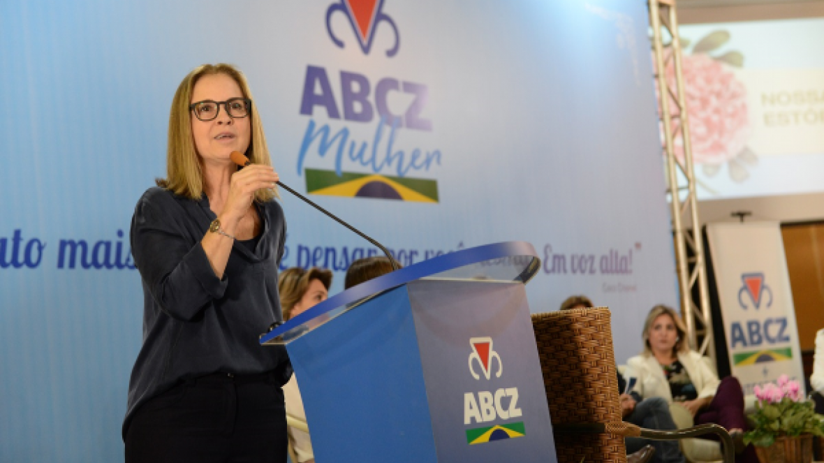 ABCZ comemora eleição de Teka Vendramini como presidente da SRB