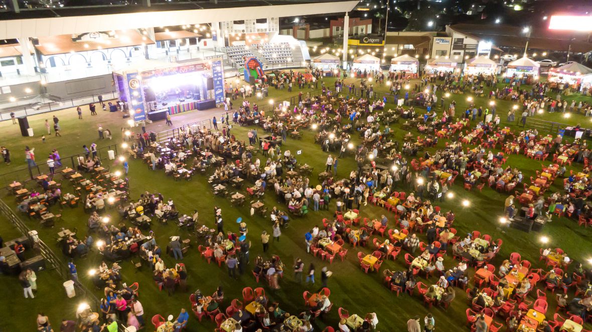 Vem aí o tradicional Arraiá da ABCZ