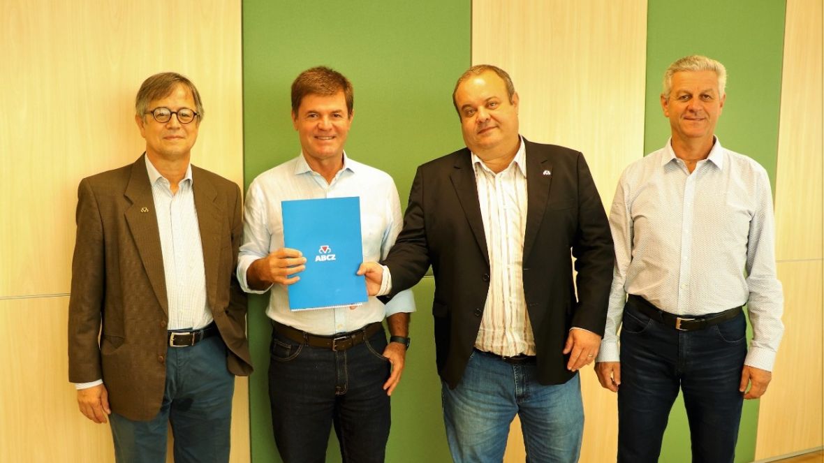 Presidente do Sistema FAEMG é convidado oficialmente para participar da 87ª ExpoZebu