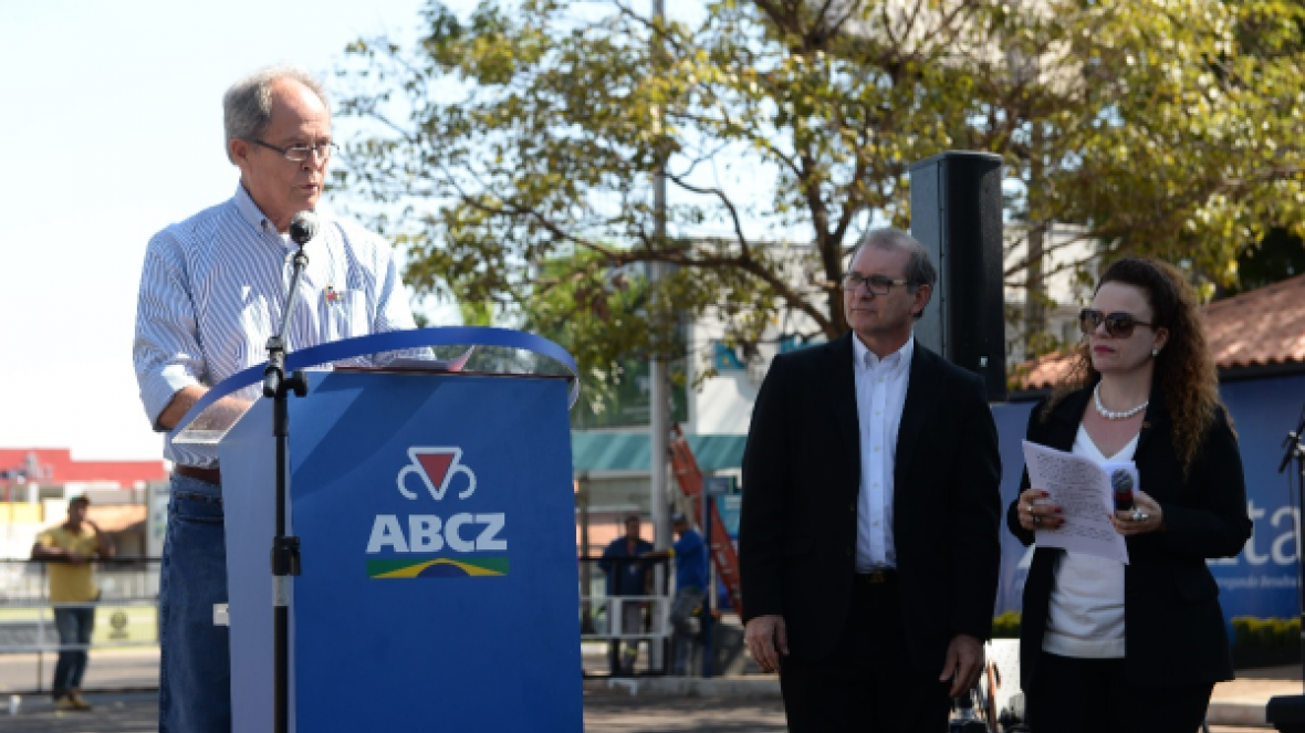 Expogenética é aberta oficialmente em Uberaba (MG)
