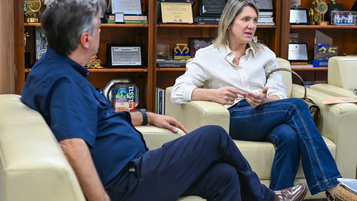 Presidente da ABCZ recebe Presidente do Instituto Pensar Agropecuária durante a 90ª ExpoZebu