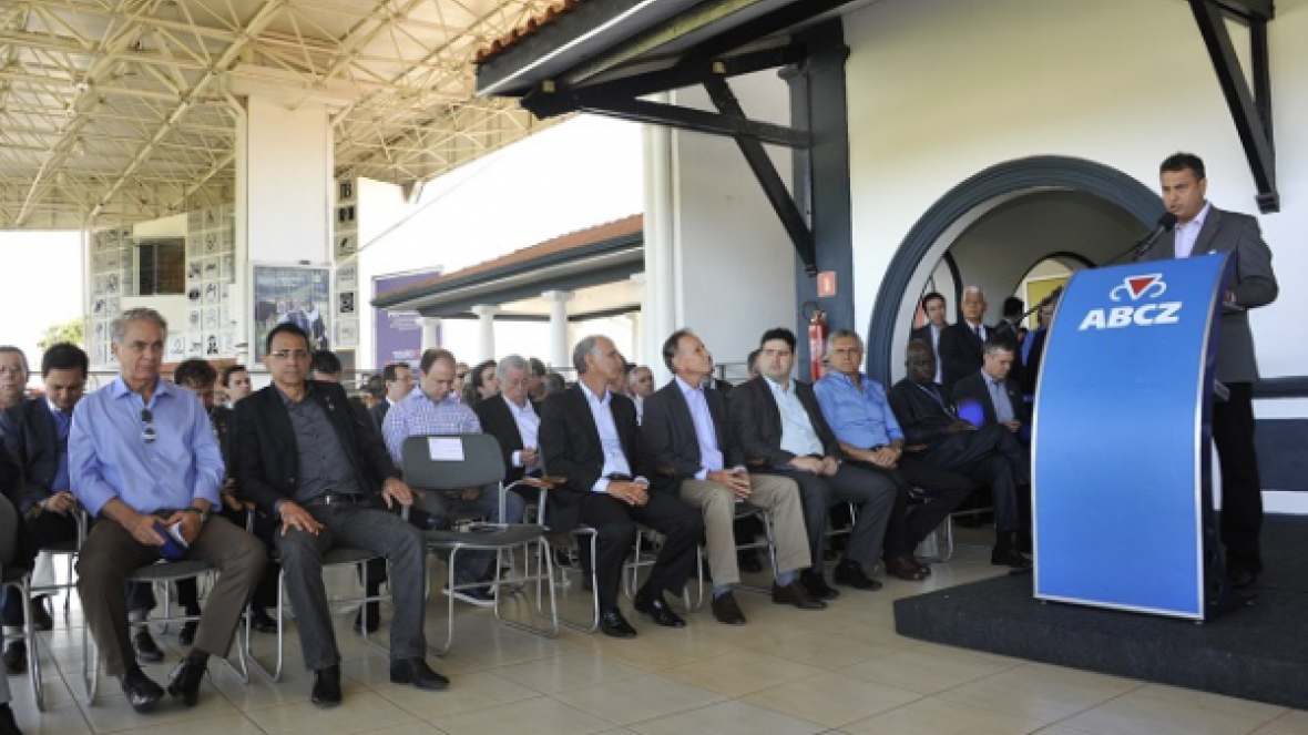 Abertura oficial da ExpoZebu acontece neste sábado (30/04)